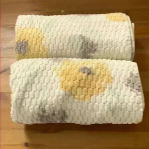 Set of two hand towels, 18”  W 25” L